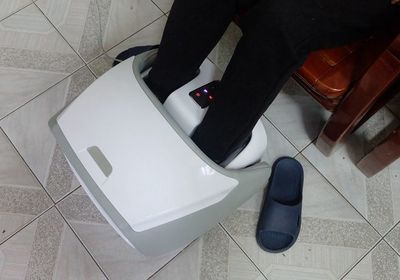 把足療店搬回家 銳珀爾腿足一體足療機，讓家人躺著追劇就是真享受